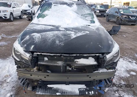 2018 Subaru Outback 2.5I Limited z USA, uszkodzony, nr VIN 4S4BSANC3J3340024